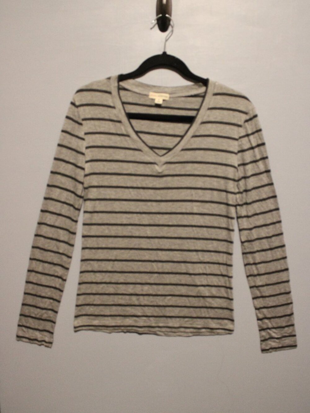 Zenana Outfitters V-Neck Long Sleeve Shirt